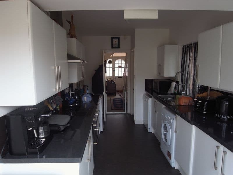 King Edward Avenue, Worthing