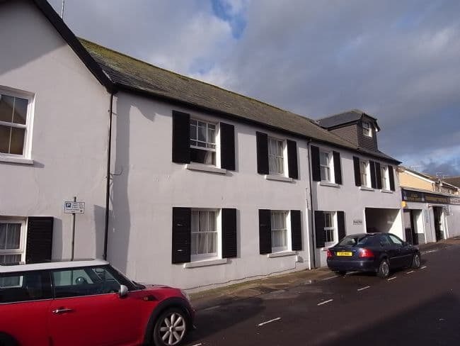 Flat to rent in Selden Lane, Worthing